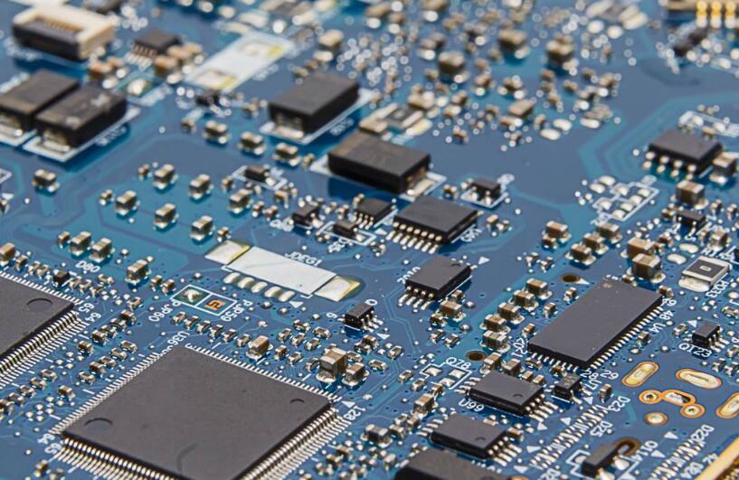 电路板中各种电子元件的作用是什么？